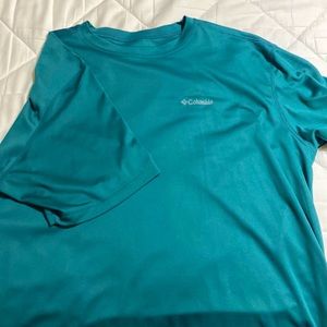 Columbia dry fit casual shirt